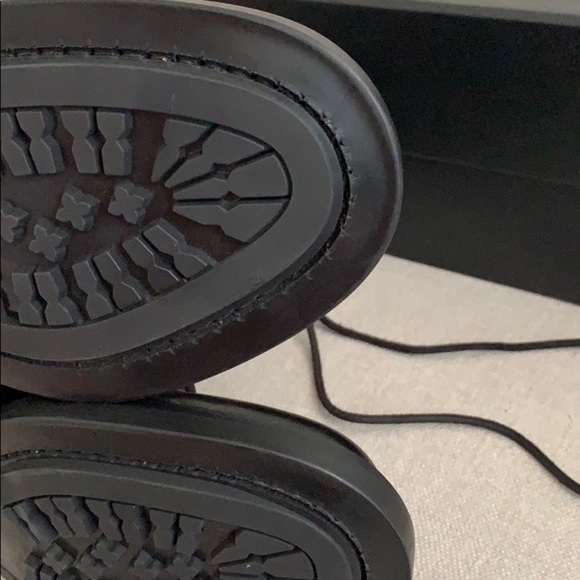 Saint Laurent Armu Ankle Leather Boots - Picture 16 of 16